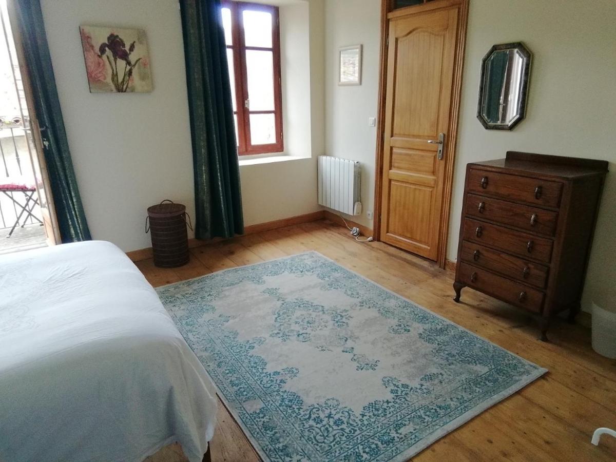 Aux Douces Nuits De Rivel Panzió Kültér fotó